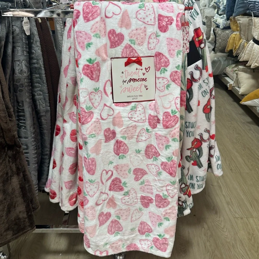Valentines Strawberry Hearts Plush Throw Blanket